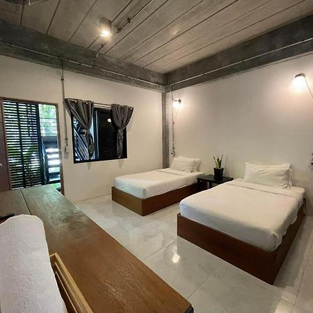 Palmhouse Hotel Mae Hong Son Exterior photo