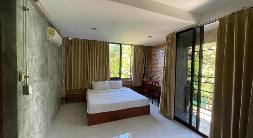 Palmhouse Hotel Mae Hong Son Exterior photo